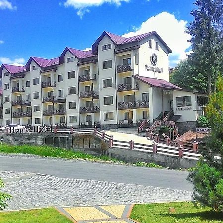 Home Hotel Bukovel Eksteriør billede