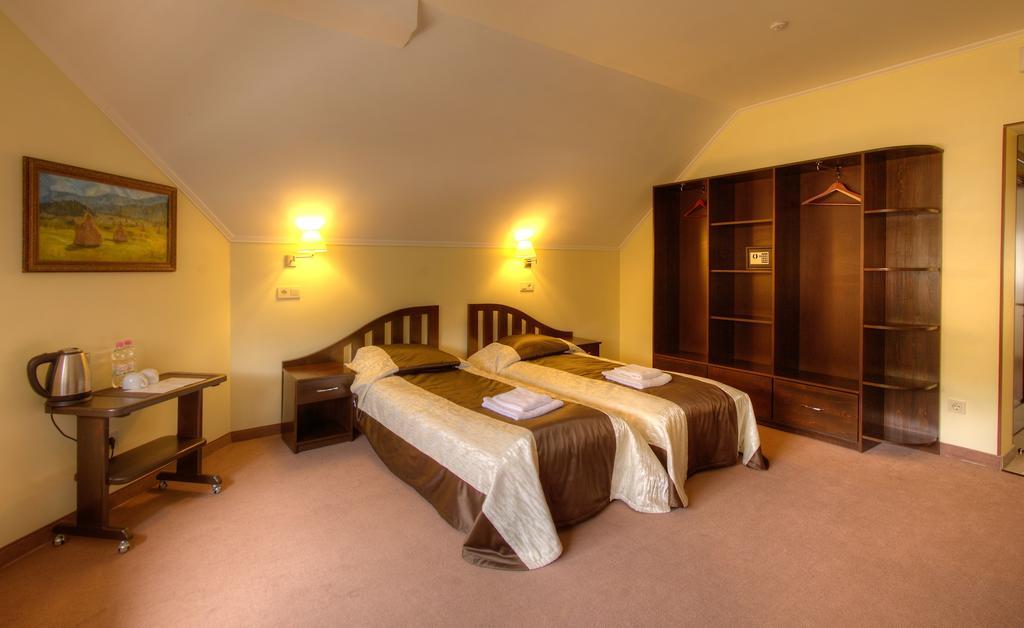 Home Hotel Bukovel Værelse billede