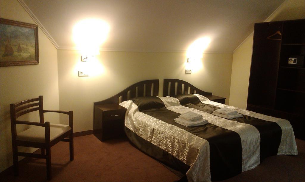 Home Hotel Bukovel Værelse billede