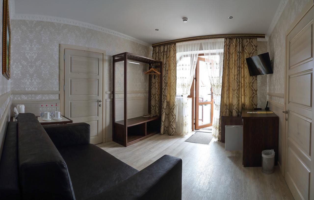 Home Hotel Bukovel Eksteriør billede